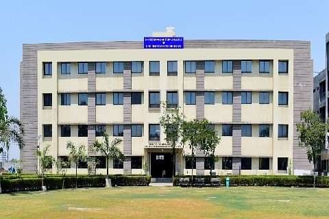 Shree_Dhanvatary_College_of_Engineering_&_Technology